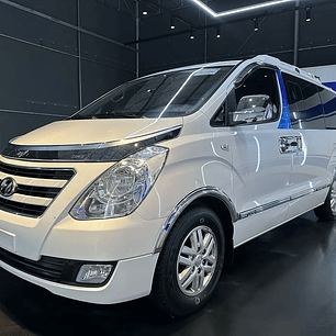 HYUNDAI STAREX 2017 / DIESEL / 2.5 CC / 12 PASAJEROS