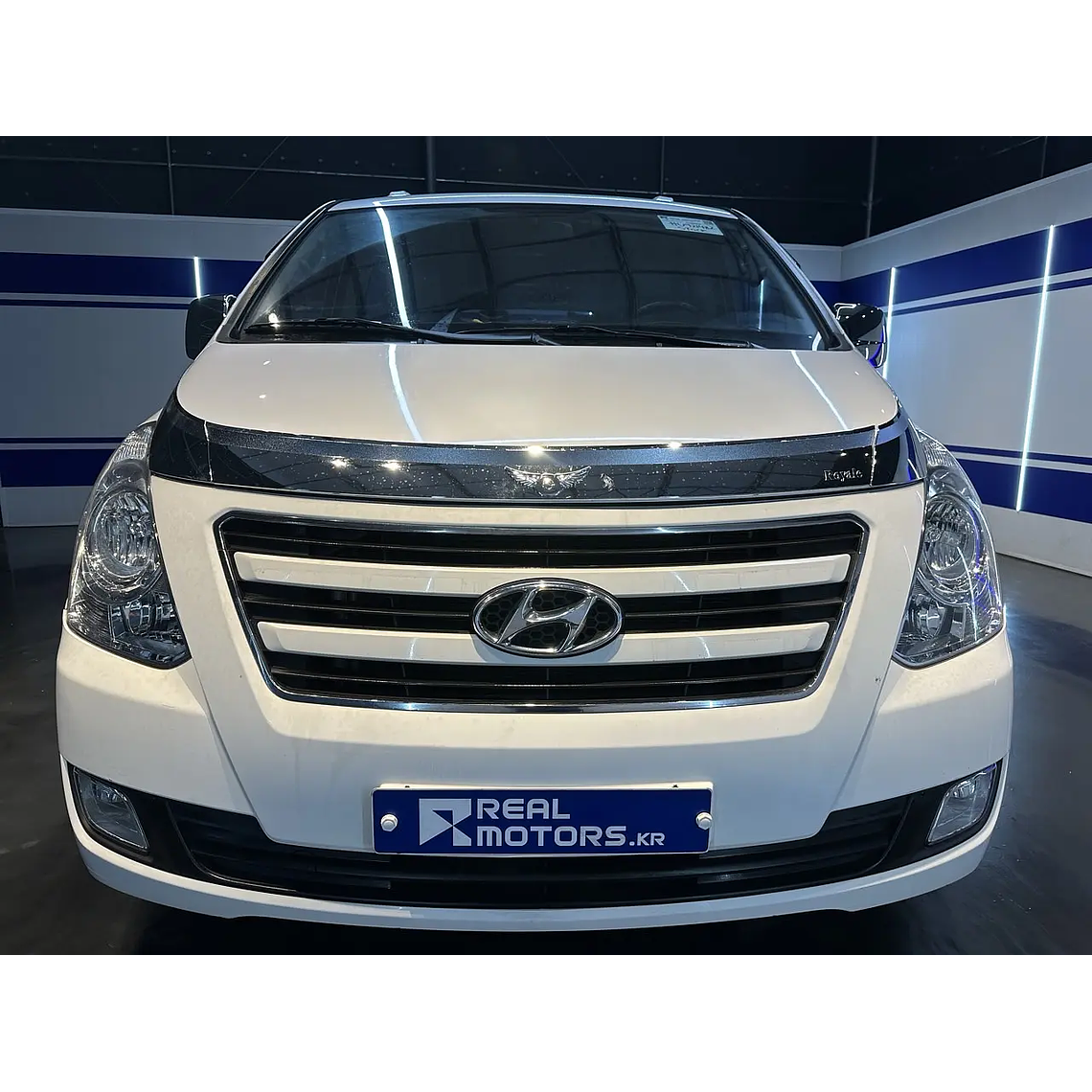HYUNDAI STAREX 2017 / DIESEL / 2.5 CC / 12 PASAJEROS 1