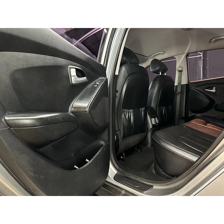 TUCSON 2014 / 4X2 / PANTALLA / AUTOMATICA / PANTALLA / DIESEL 8