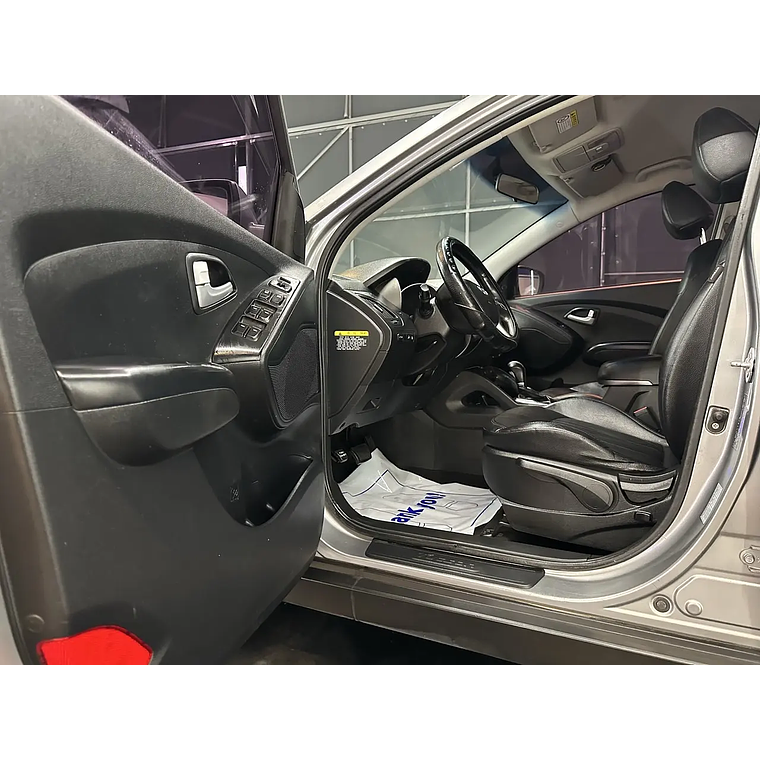 TUCSON 2014 / 4X2 / PANTALLA / AUTOMATICA / PANTALLA / DIESEL 10