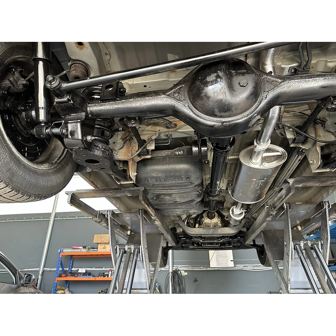 HYUNDAI STAREX 2013 / DIESEL 2.5 / 2WD / 12 PASAJEROS 11