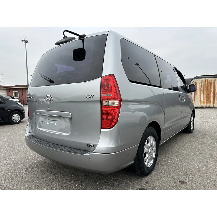 HYUNDAI STAREX 2013 / DIESEL 2.5 / 2WD / 12 PASAJEROS 4