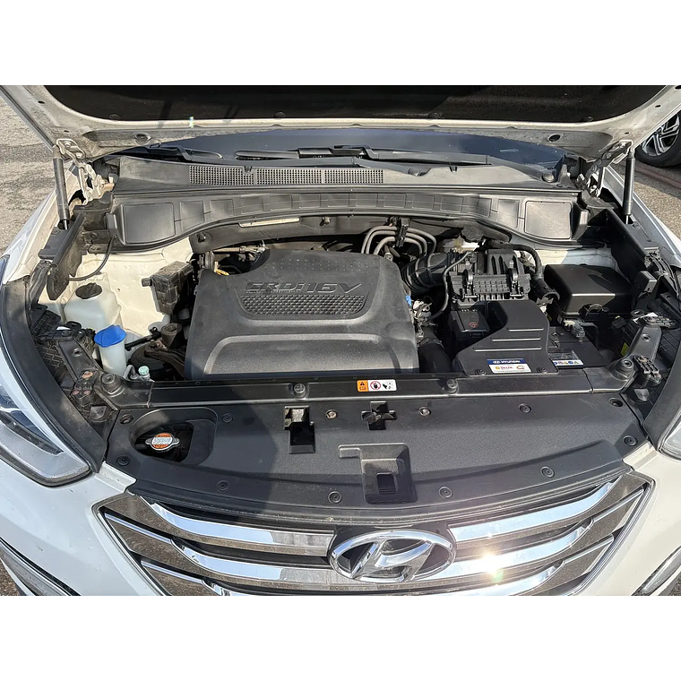 HYUNDAI SANTA FE 2013 / 7 PASAJEROS / 2WD / CAMARA R / DIESEL 2.0 22