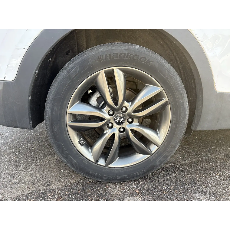 HYUNDAI SANTA FE 2013 / 7 PASAJEROS / 2WD / CAMARA R / DIESEL 2.0 25