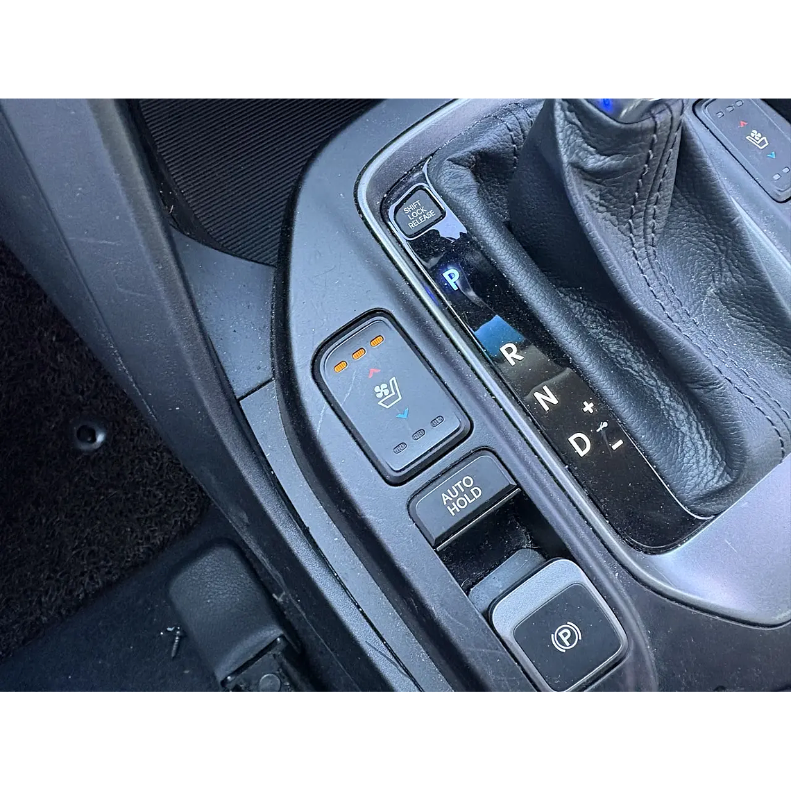 HYUNDAI SANTA FE 2013 / 7 PASAJEROS / 2WD / CAMARA R / DIESEL 2.0 29