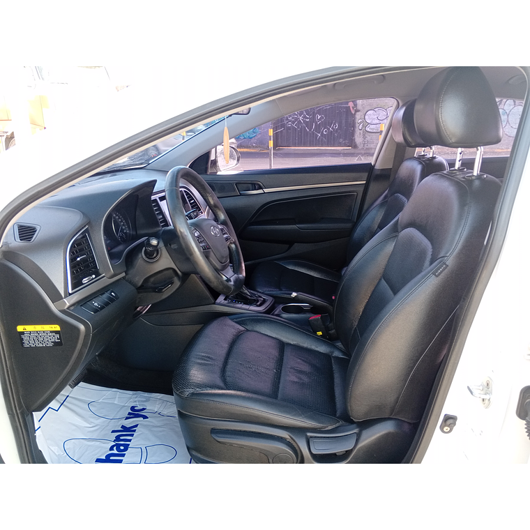 HYUNDAI AVANTEAD 2016 LOOK DEPORTIVO 10