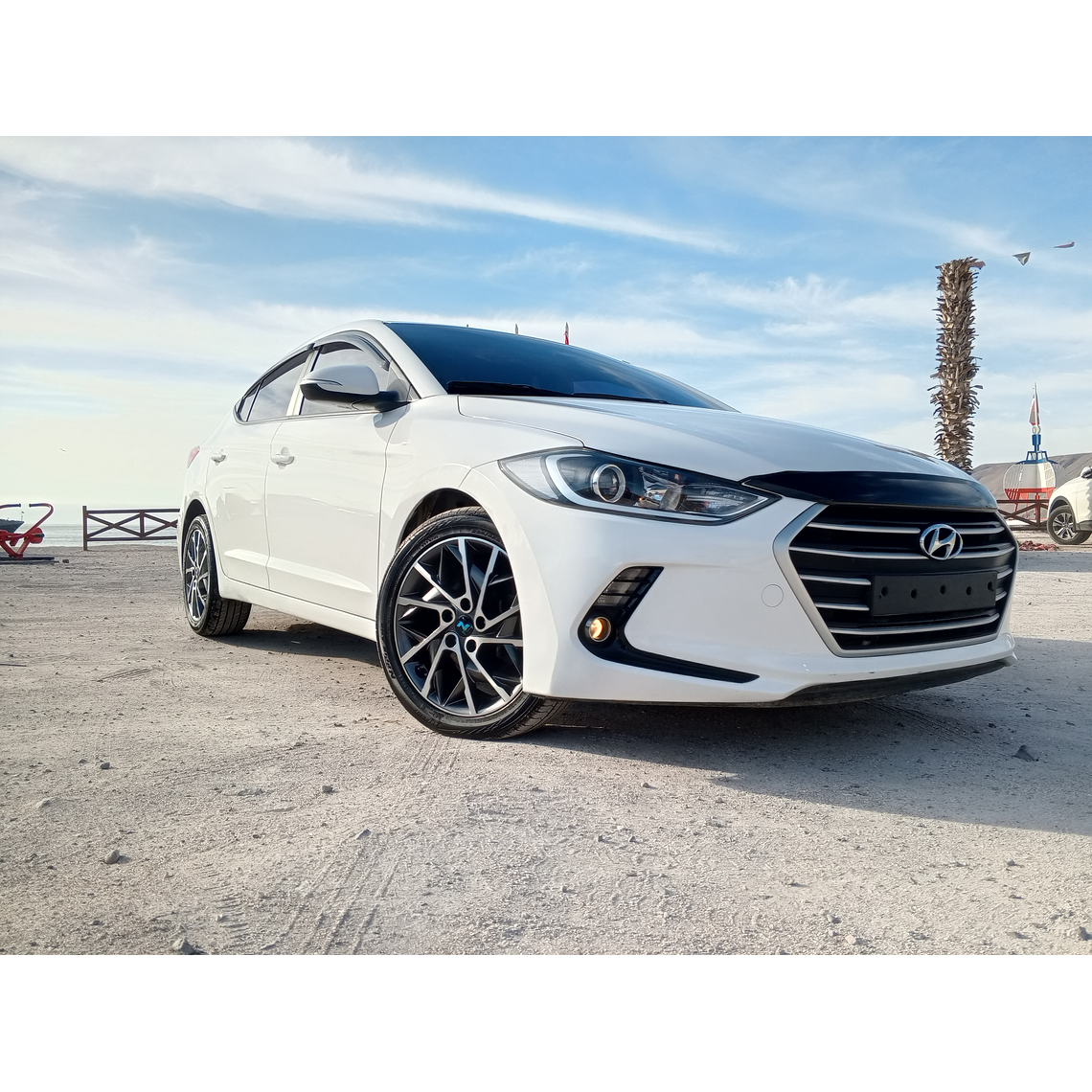 HYUNDAI AVANTEAD 2016 LOOK DEPORTIVO 2