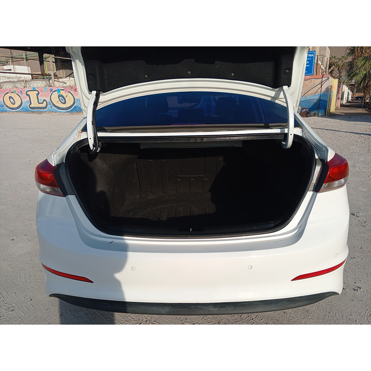 HYUNDAI AVANTEAD 2016 LOOK DEPORTIVO 16