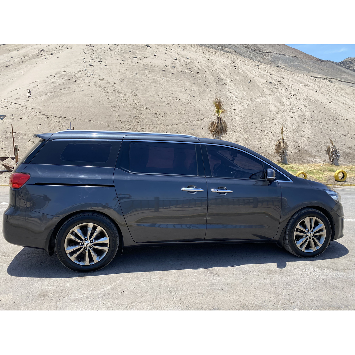 KIA CARNIVAL 2016 GRIS 2WD 3