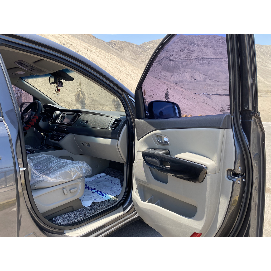 KIA CARNIVAL 2016 GRIS 2WD 21