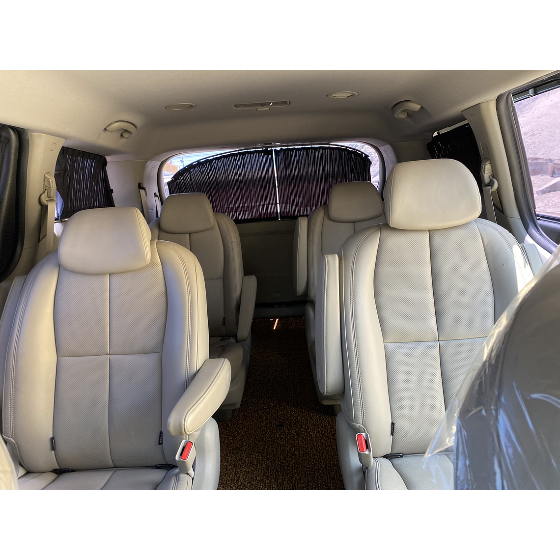 KIA CARNIVAL 2016 GRIS 2WD 27