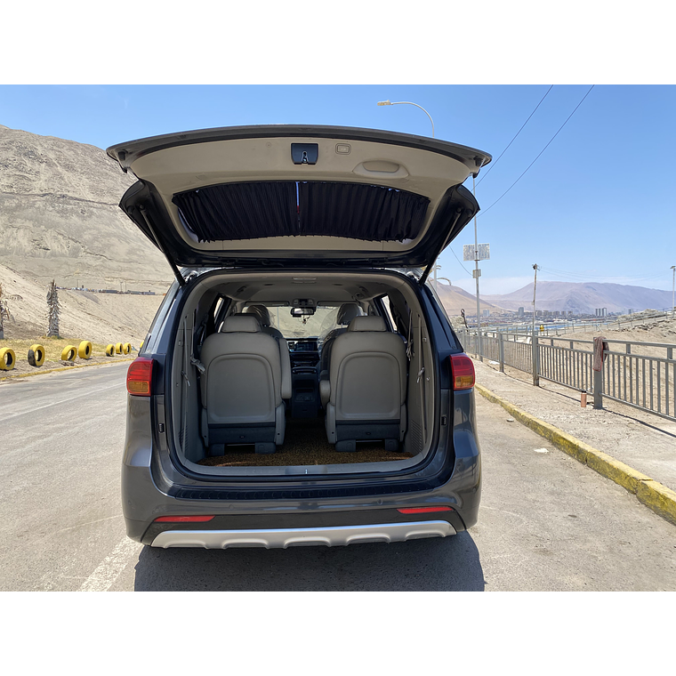 KIA CARNIVAL 2016 GRIS 2WD 28