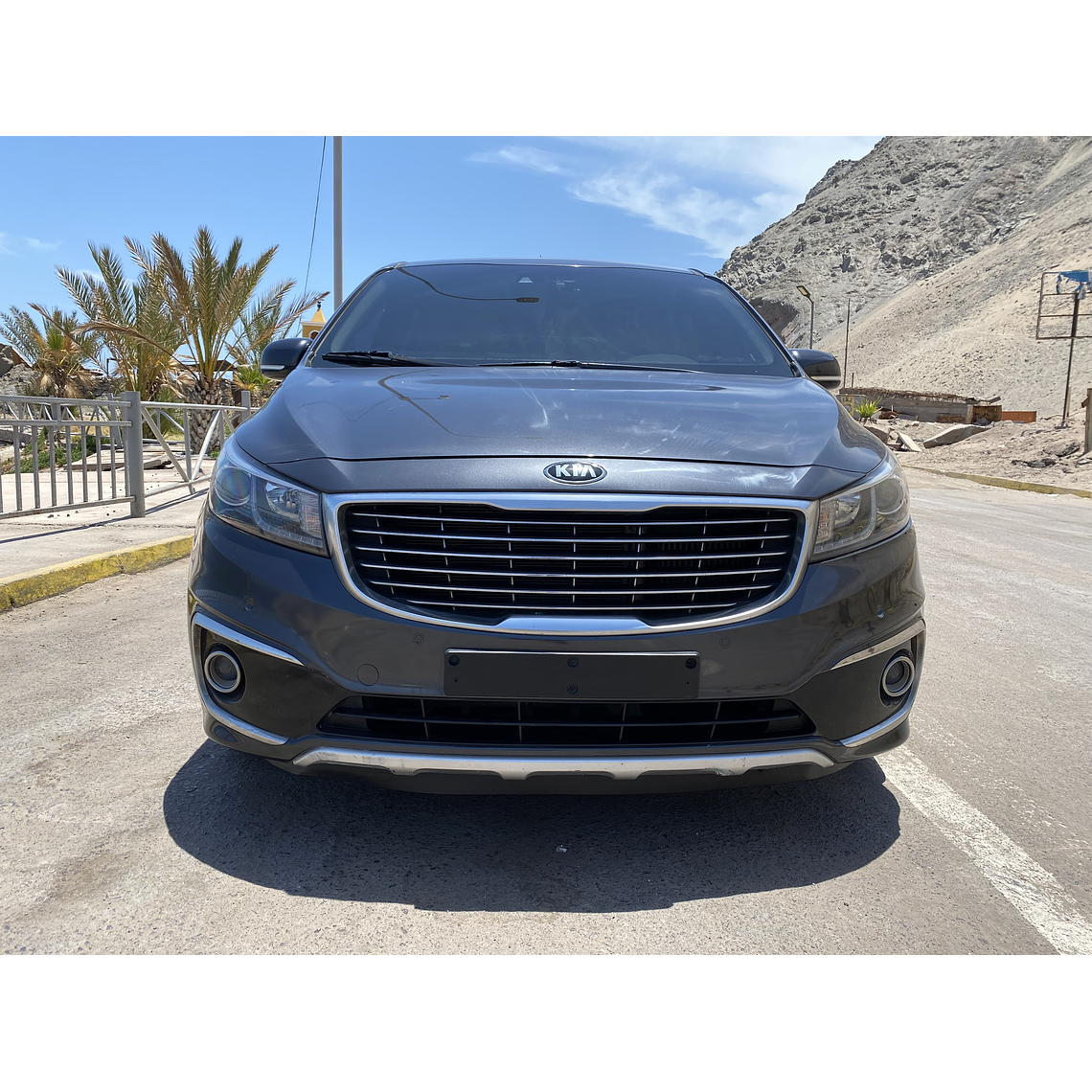 KIA CARNIVAL 2016 GRIS 2WD 32