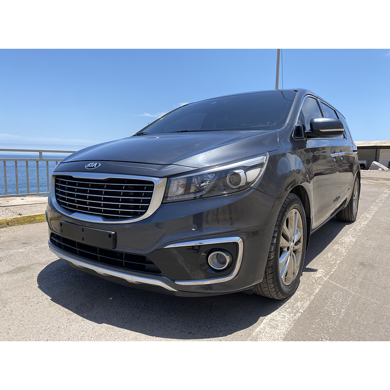 KIA CARNIVAL 2016 GRIS 2WD 39