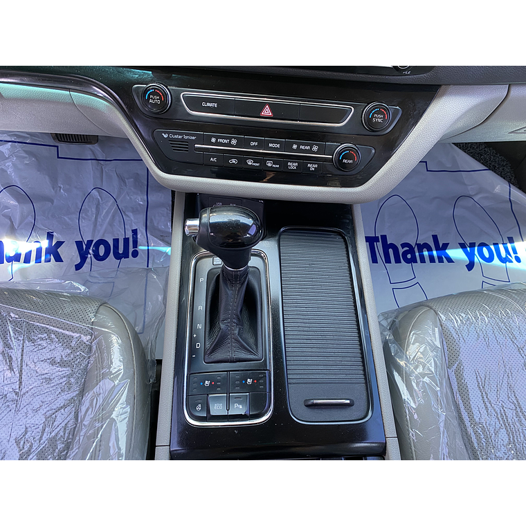 KIA CARNIVAL 2016 GRIS 2WD 40