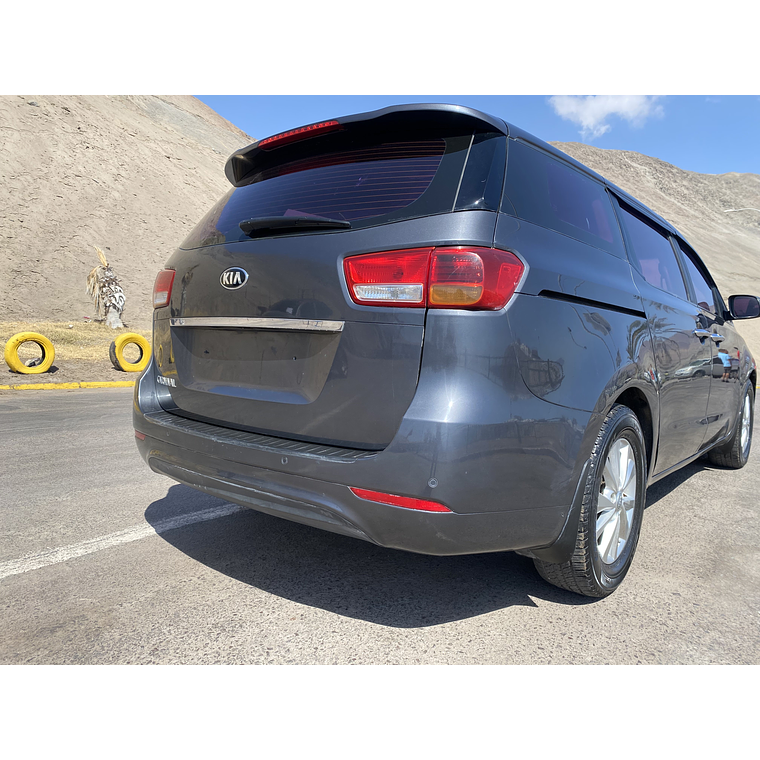 KIA CARNIVAL 2015 GRIS 2WD 9
