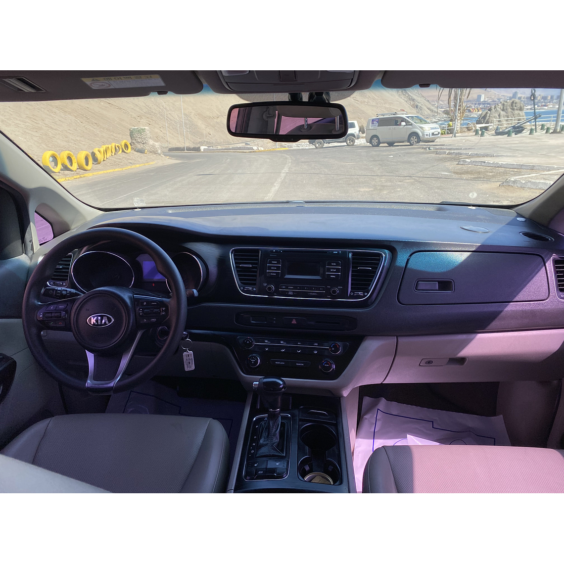 KIA CARNIVAL 2015 GRIS 2WD 10