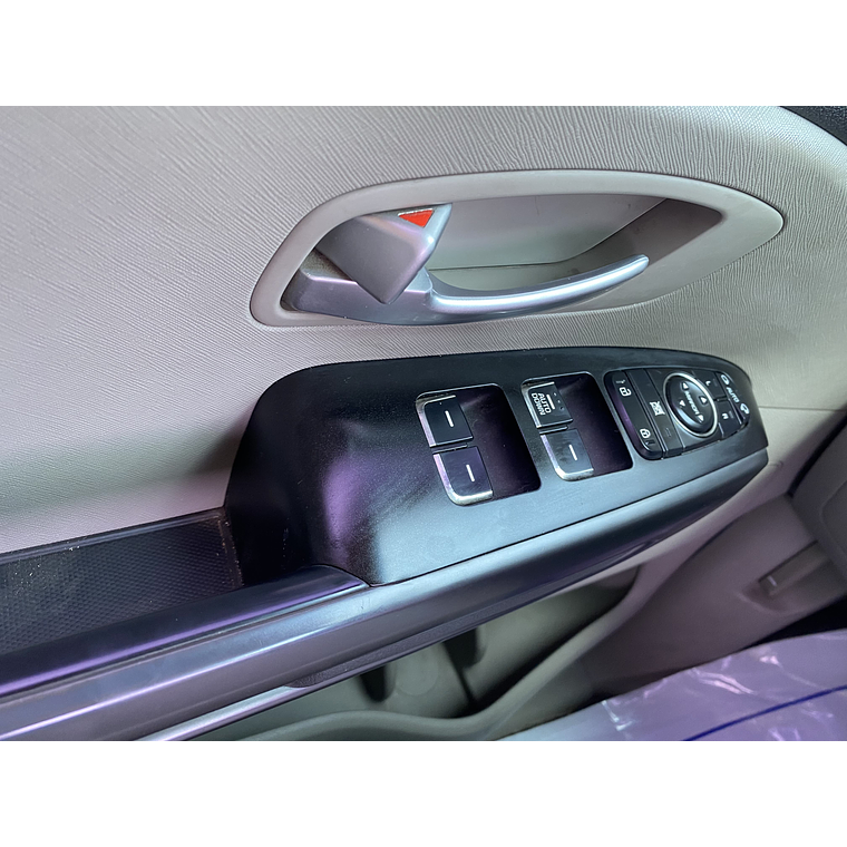 KIA CARNIVAL 2015 GRIS 2WD 17