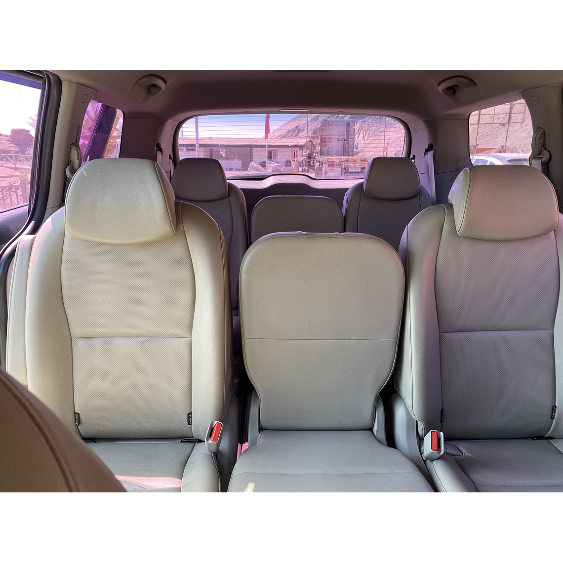 KIA CARNIVAL 2015 GRIS 2WD 29