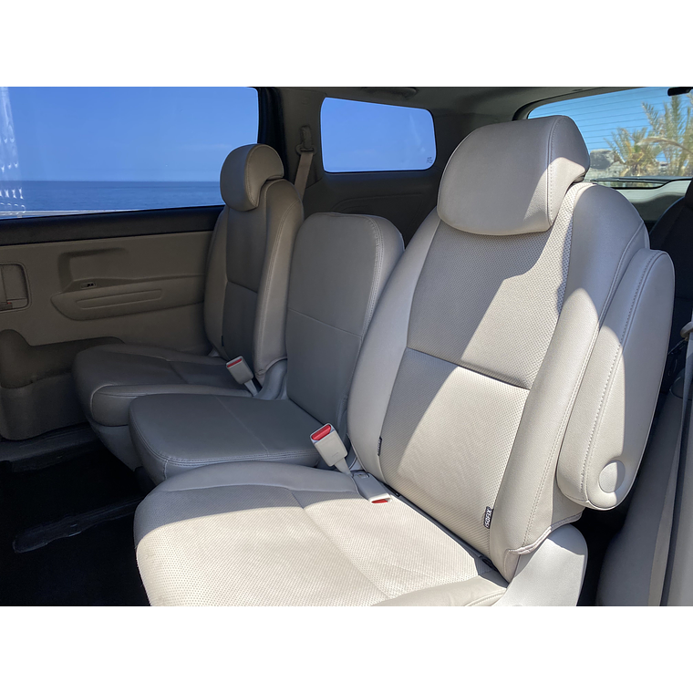 KIA CARNIVAL 2015 GRIS 2WD 2