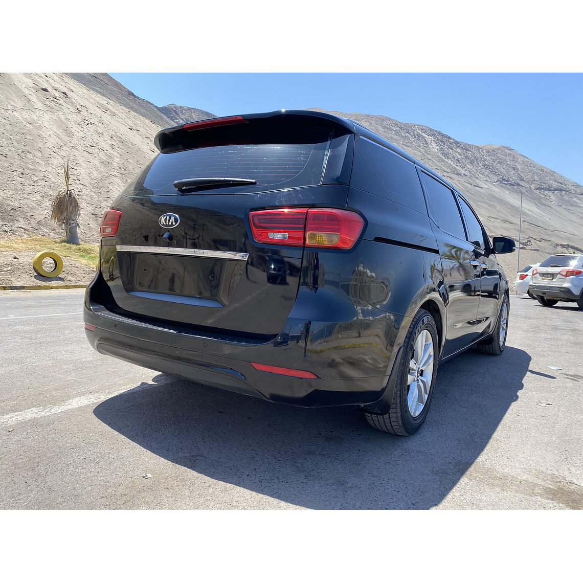 KIA CARNIVAL 2015 GRIS 2WD 19