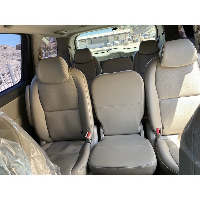 KIA CARNIVAL 2015 GRIS 2WD 25