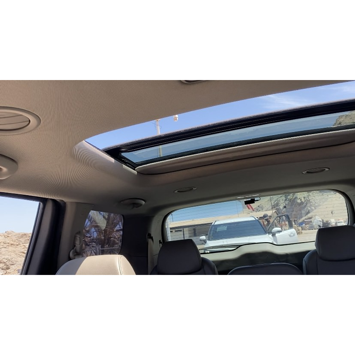 KIA CARNIVAL 2015 GRIS 2WD 30