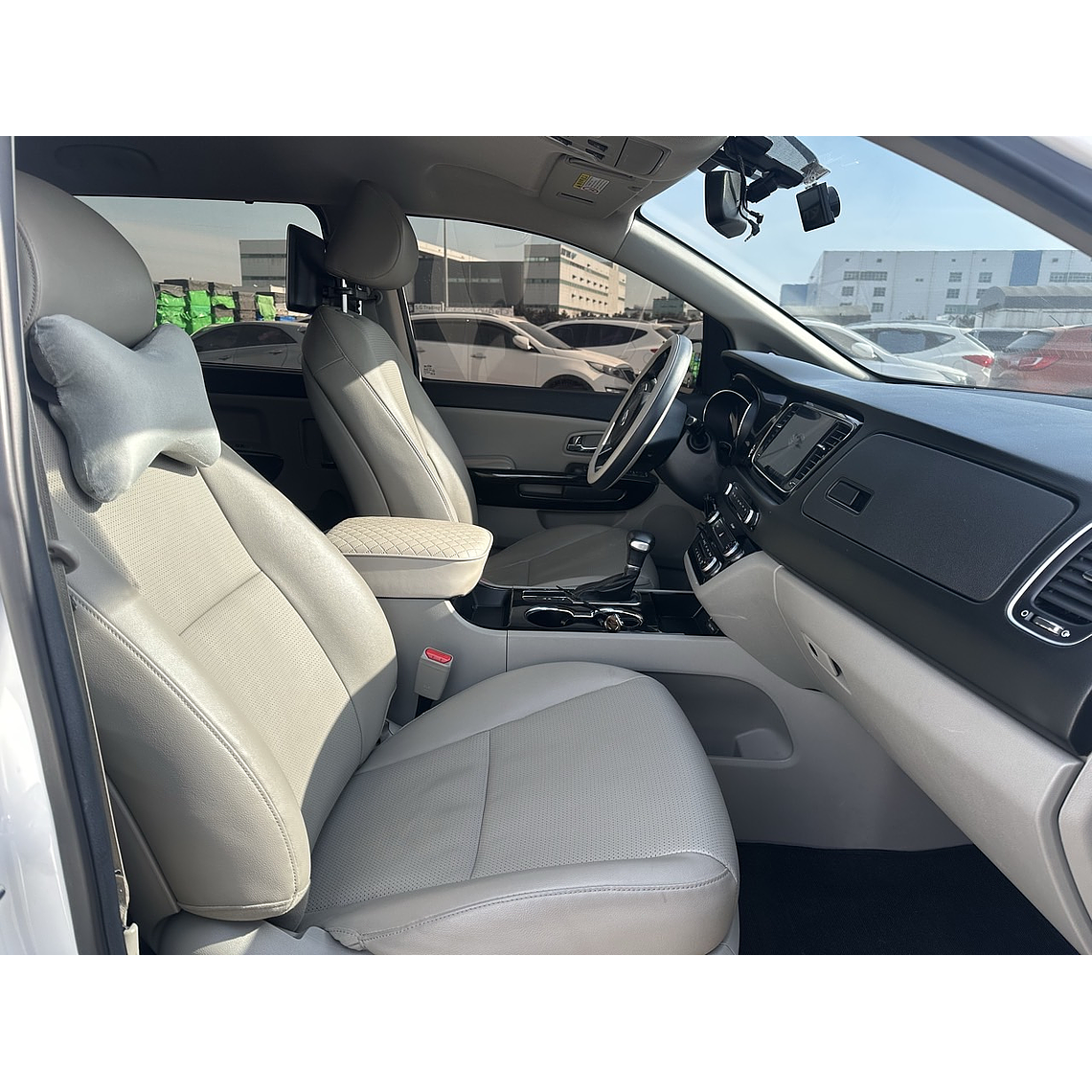 KIA CARNIVAL 2019 / 9PASAJEROS / DIESEL / CAMARA R / FULL 7