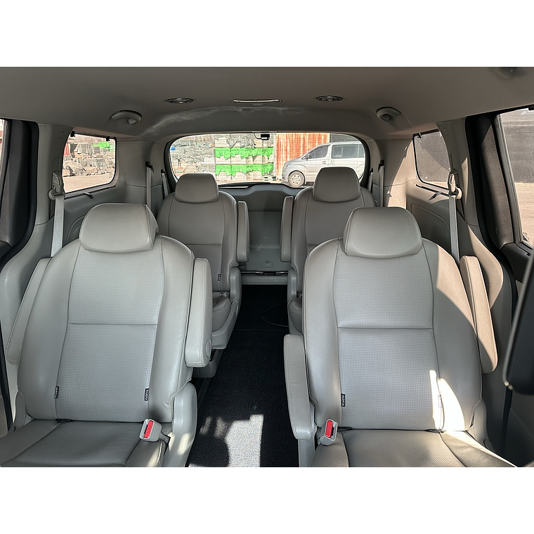 KIA CARNIVAL 2019 / 9PASAJEROS / DIESEL / CAMARA R / FULL 21