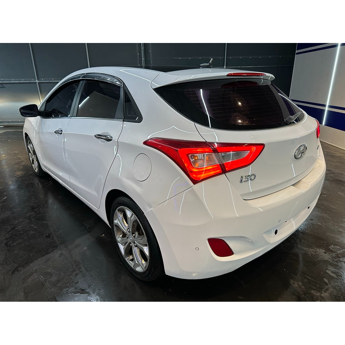 HYUNDAI i30 / TECHO PANORAMICO / SMARKEY / DIESEL  2