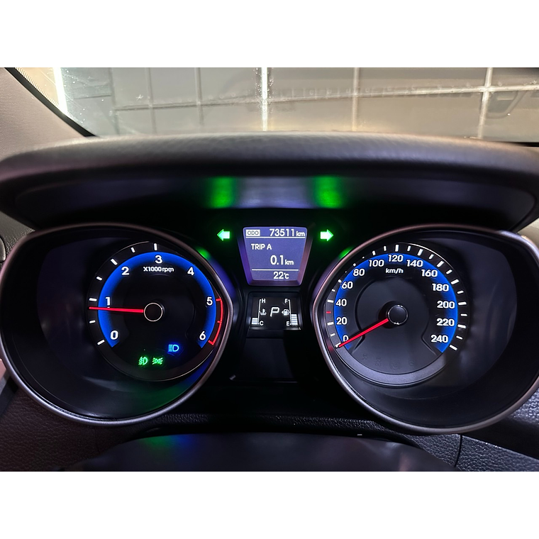 HYUNDAI i30 / TECHO PANORAMICO / SMARKEY / DIESEL  15