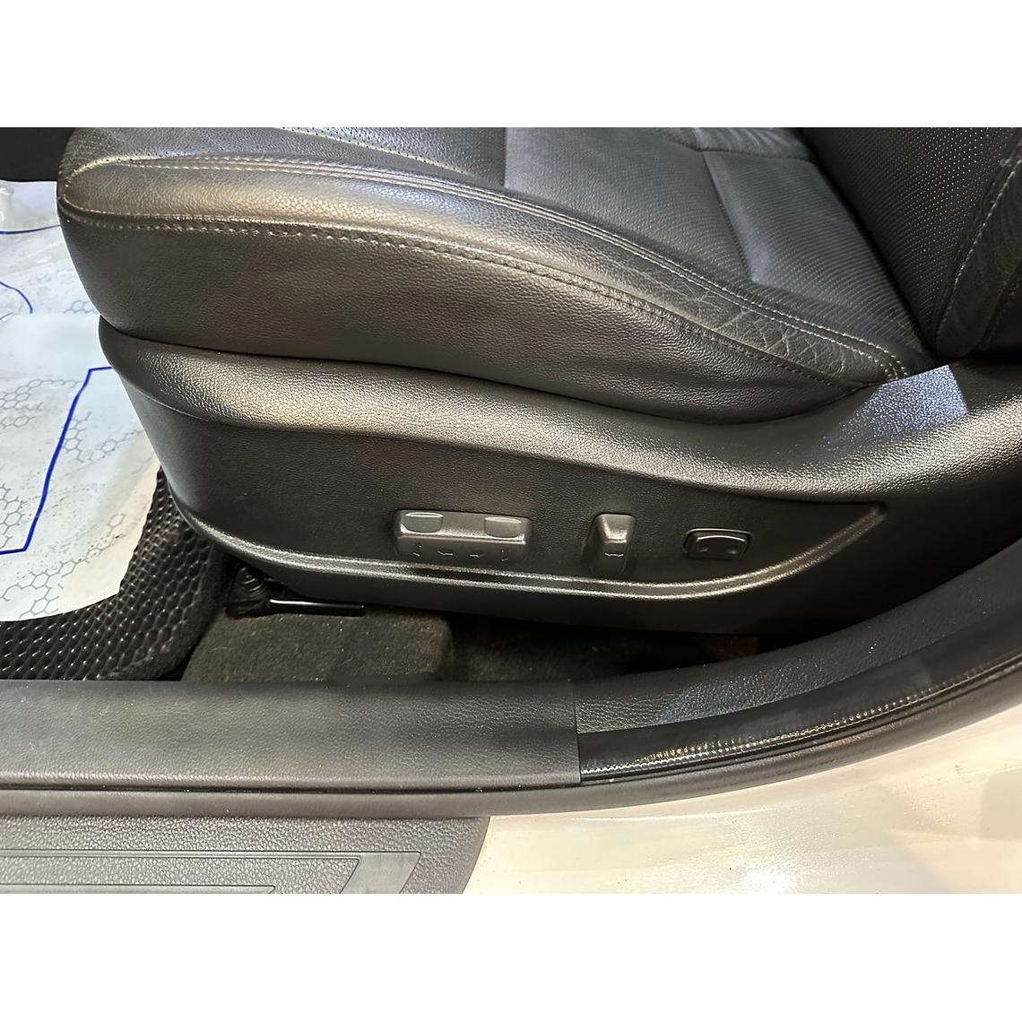 HYUNDAI i30 / TECHO PANORAMICO / SMARKEY / DIESEL  16