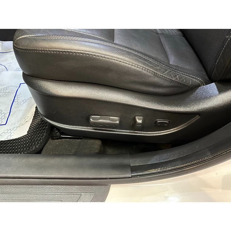 HYUNDAI i30 / TECHO PANORAMICO / SMARKEY / DIESEL  16