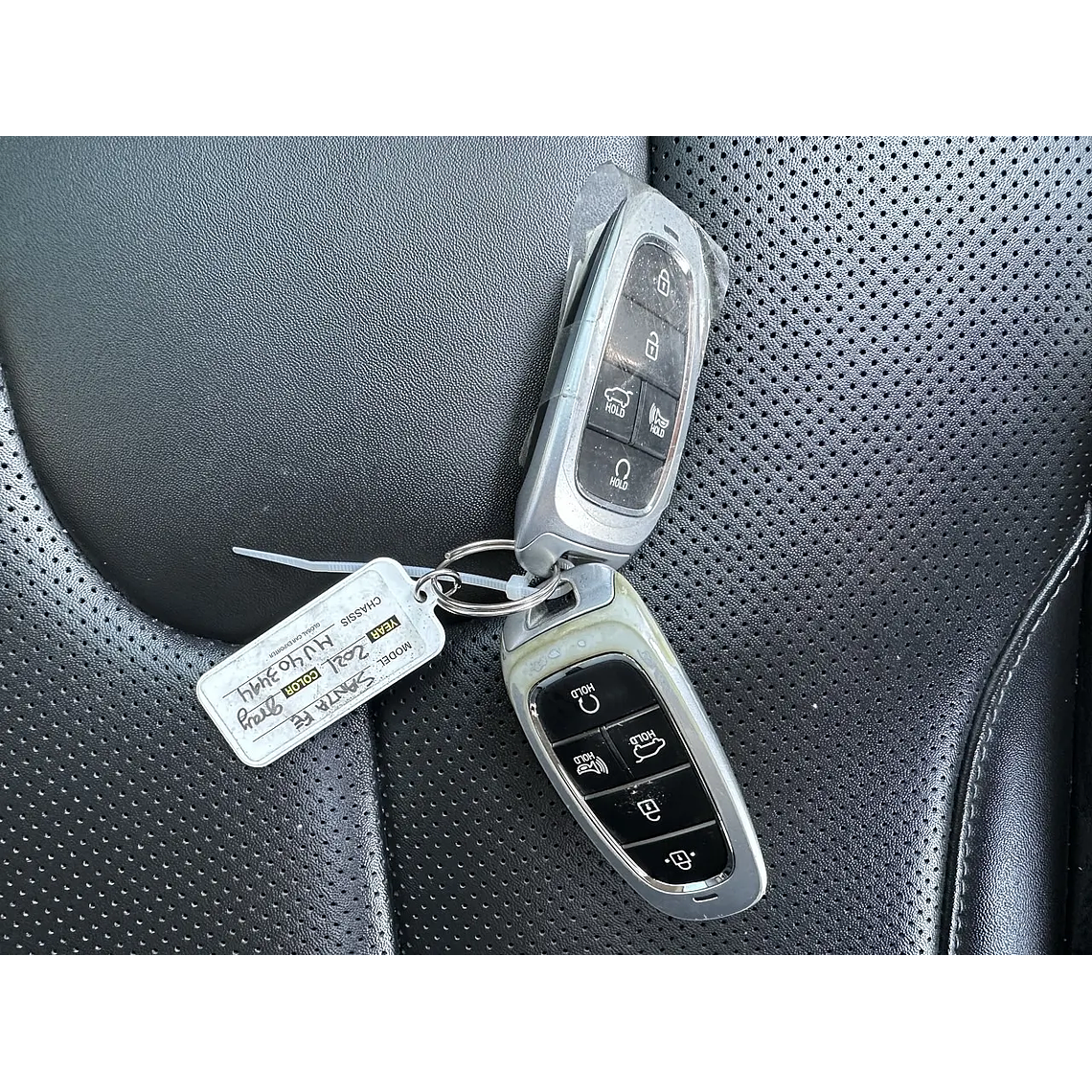 HYUNDAI SANTAFE 2021 / CAMARA R / AUTOMATICO / DIESEL / 7PASAJEROS 14