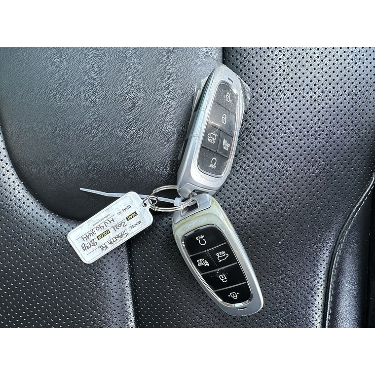 HYUNDAI SANTAFE 2021 / CAMARA R / AUTOMATICO / DIESEL / 7PASAJEROS 14