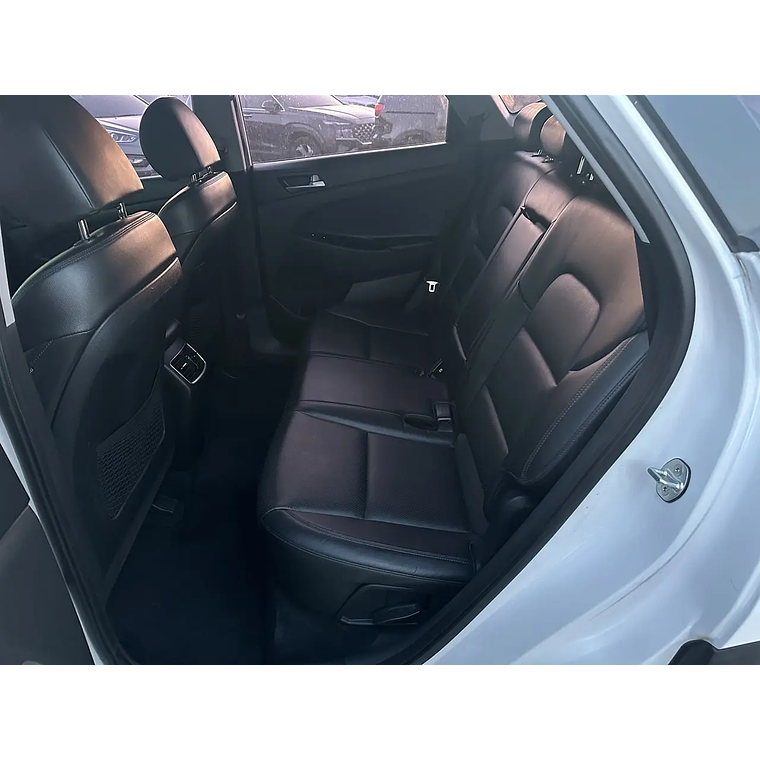 HYUNDAI TUCSON 2019 / AUTOMÁTICA / DIESEL 1.6 / 2WD 12