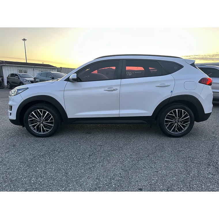 HYUNDAI TUCSON 2019 / AUTOMÁTICA / DIESEL 1.6 / 2WD 8