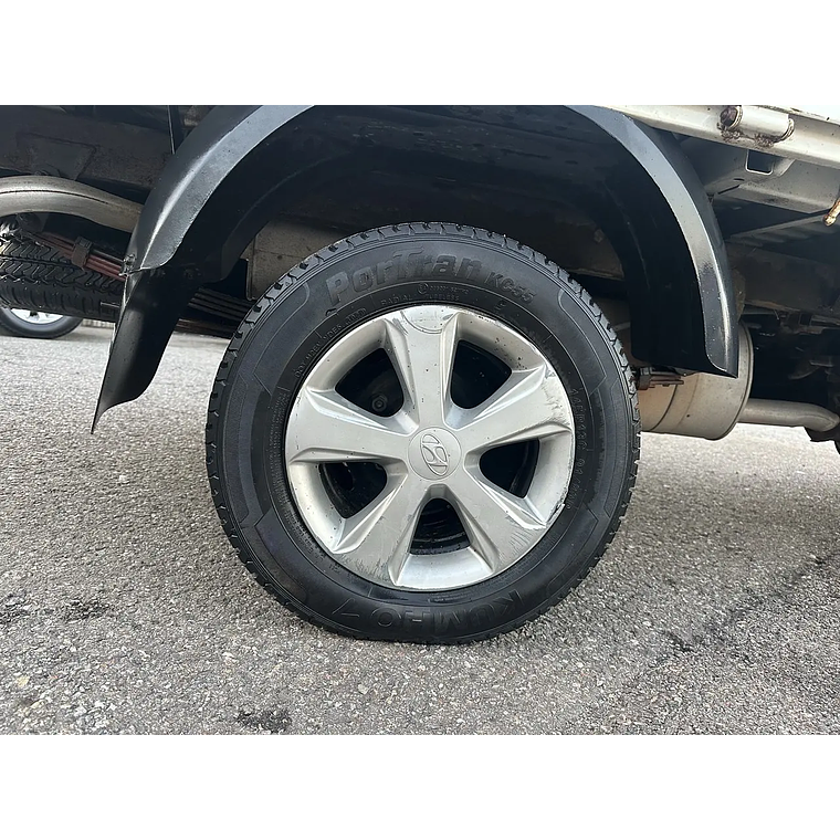 HYUNDAI PORTER 2014 / DOBLE CABINA / MECANICA / DIESEL 2.5 8