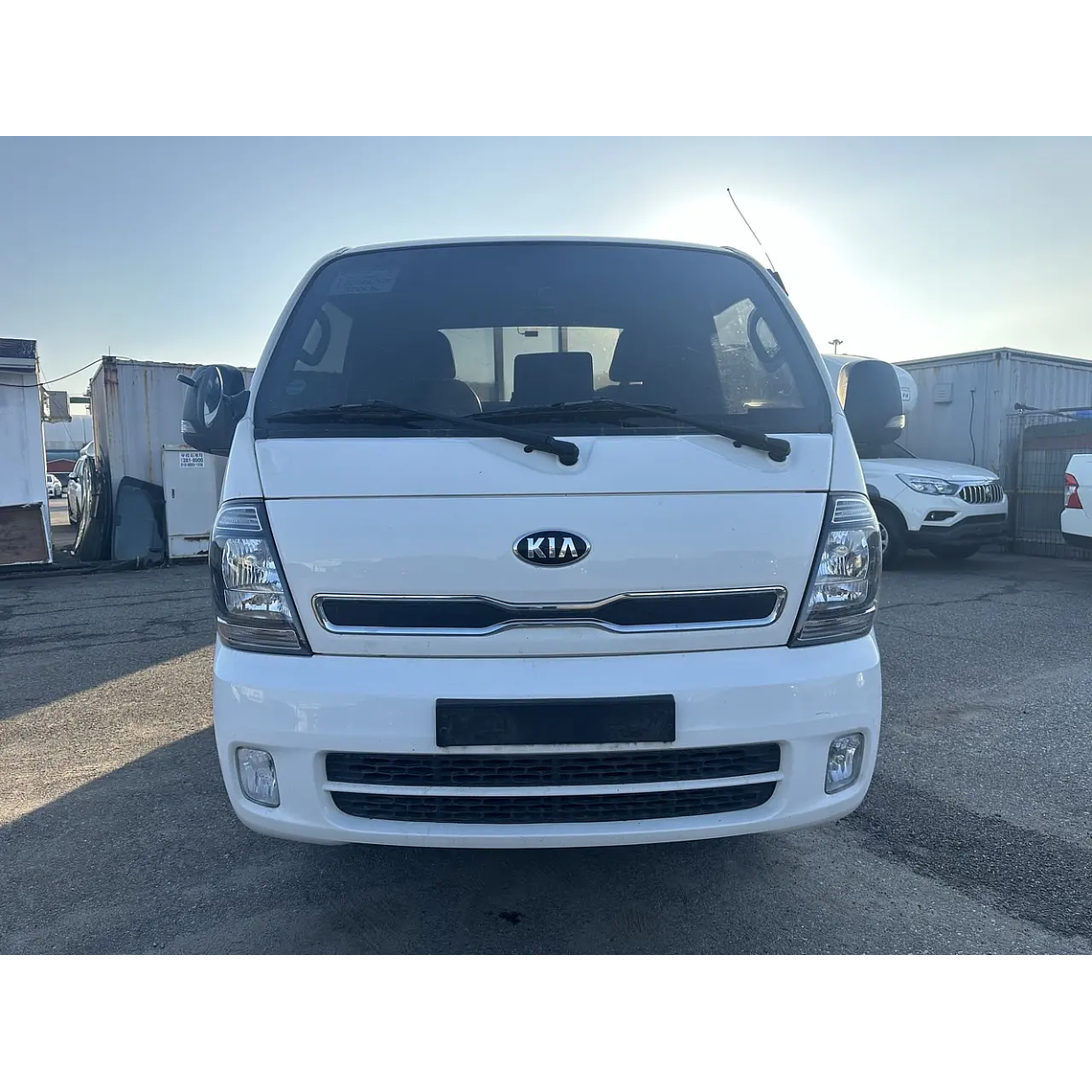 KIA BONGO3 2020 1.2T / CAMARA R / MECANICO / DIESEL 2.5 3