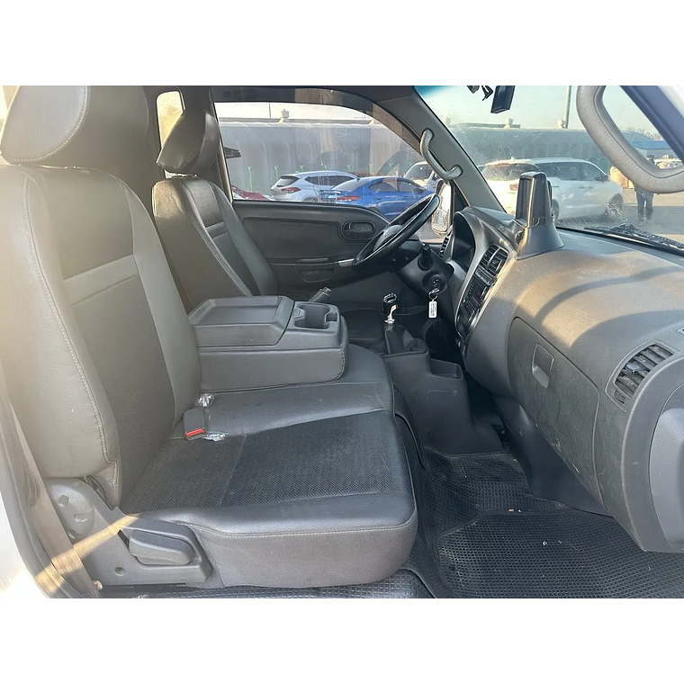 KIA BONGO3 2020 1.2T / CAMARA R / MECANICO / DIESEL 2.5 4