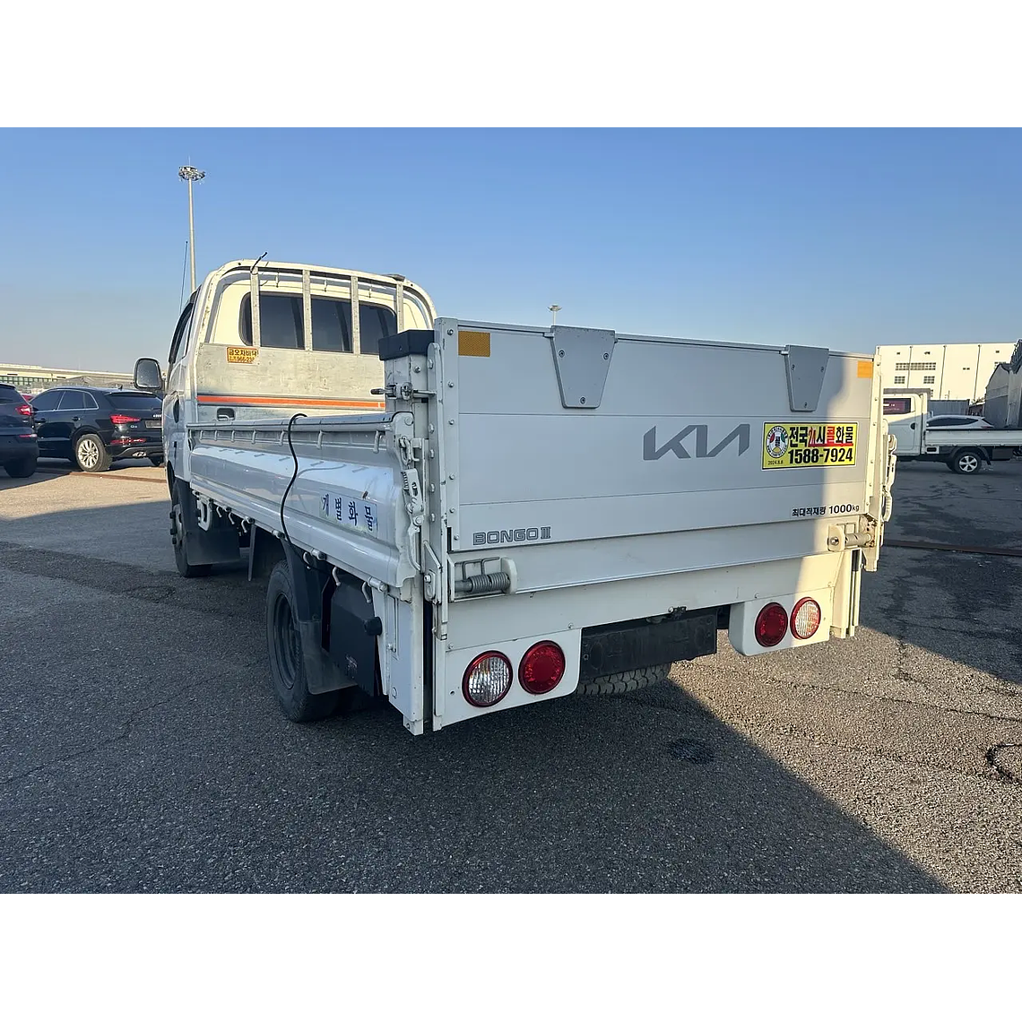 KIA BONGO3 2020 1.2T / CAMARA R / MECANICO / DIESEL 2.5 6