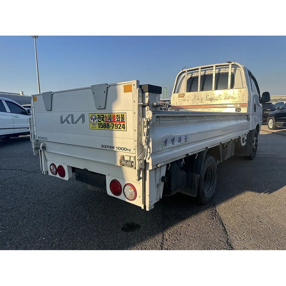 KIA BONGO3 2020 1.2T / CAMARA R / MECANICO / DIESEL 2.5 7