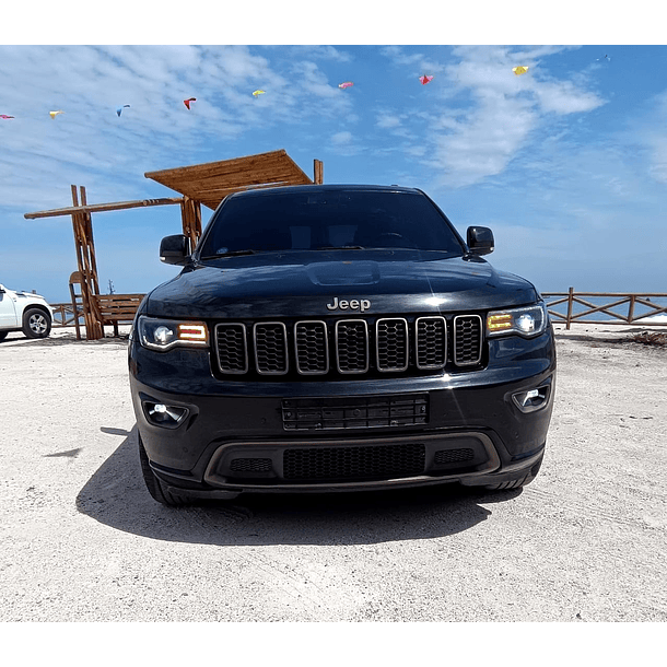 JEEP GRAND CHEROKEE 75th SPECIAL EDITION 2016 / FULL OPTION / 4WD /SUNROOF / DIESEL 2