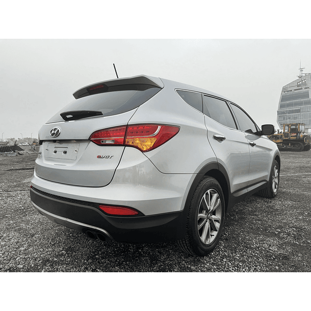 SANTAFE DM 2014 / 7PASAJEROS / 2WD / PANTALLA / DIESEL 5