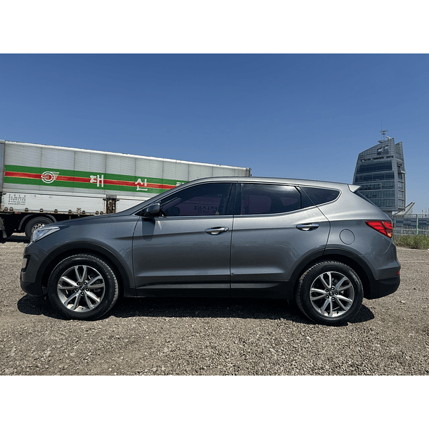 SANTAFE DM 2014 / 5PASAJEROS / 2WD / DIESEL 2