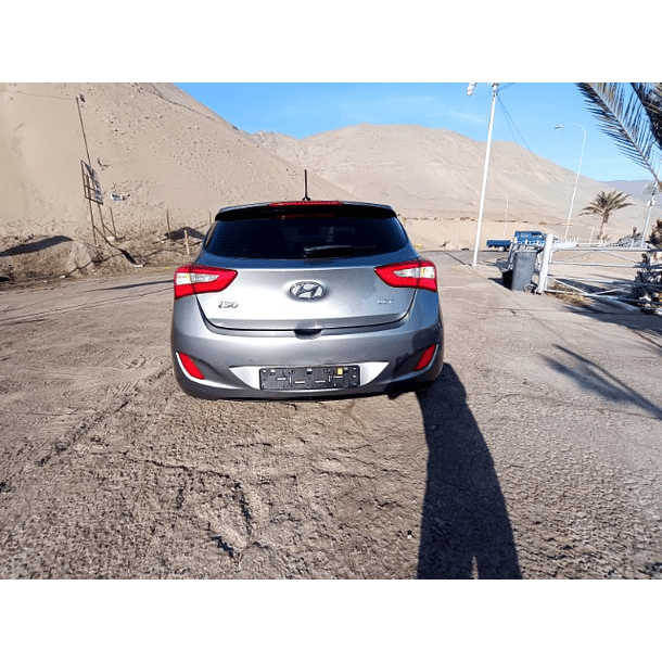 HYUNDAI i30 2014 / PANTALLA / AUTOMATICA / SMARTKEY / DIESEL 9