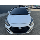 HYUNDAI i40 2016 / PANORAMA SUNROOF / SMART KEY / CAMERA / DIESEL  8