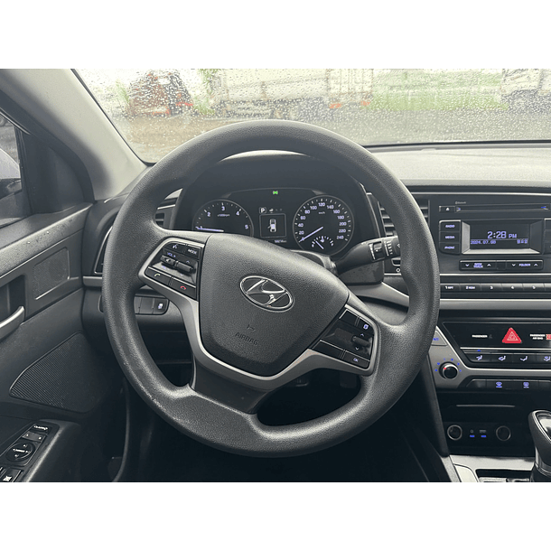 HYUNDAI AVANTE AD 2018 DIESEL 1,6VGT 18