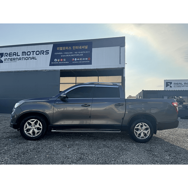 SSANG YONG REXTON SPORTS  KHAN 2020 / 4WD DIESEL / CAMERA 2