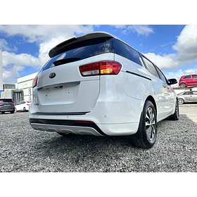 KIA All New Carnival — foto 4 de 16